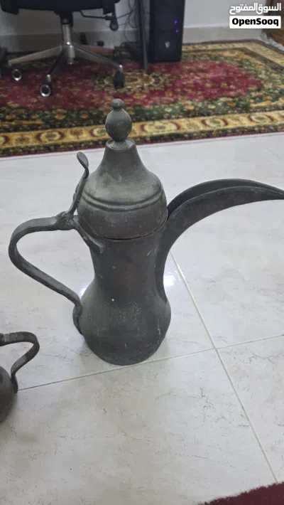 دلال قديمة 4