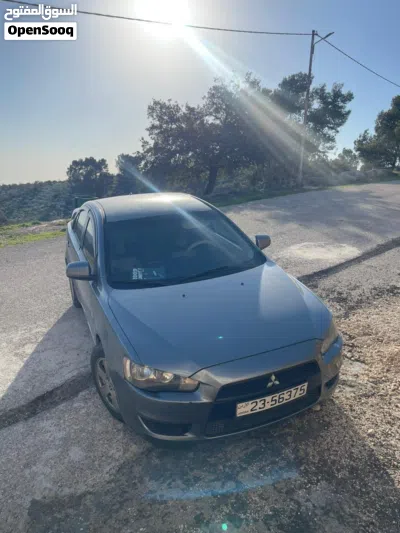 Mitsubishi Lancer Standard 2