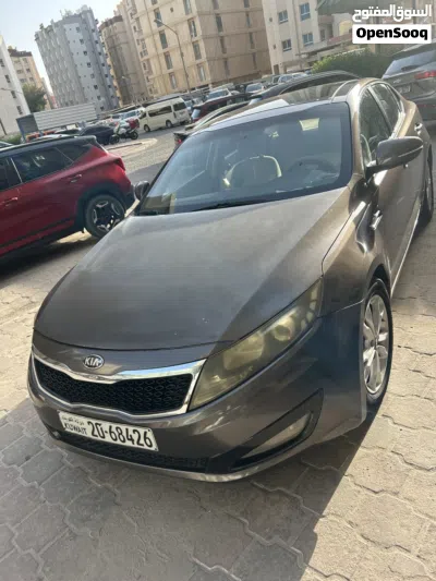 كيا اوبتيما Standard 3