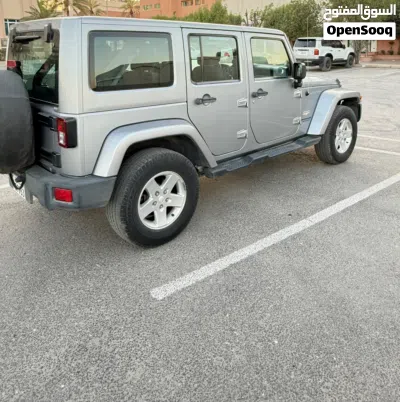Jeep Wrangler Sahara 2