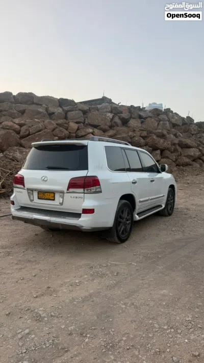 Lexus LX LX 570 2
