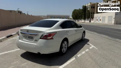 Nissan Altima SV 4