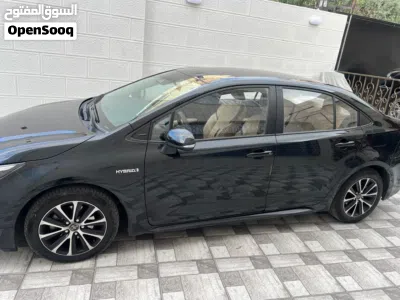 Toyota Corolla Hybrid 3