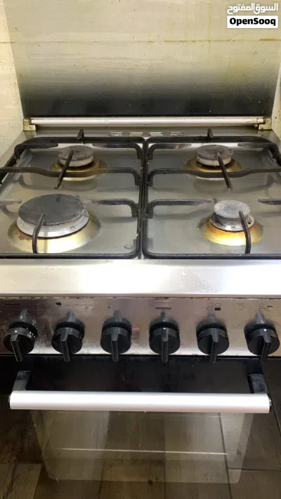 Glem Gas coocking range with 4 burner with good working condition. 2