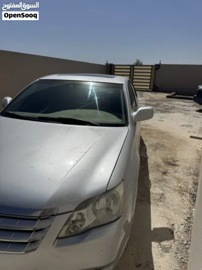 Toyota Avalon XLS 2