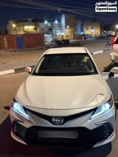 Toyota Camry LE 2