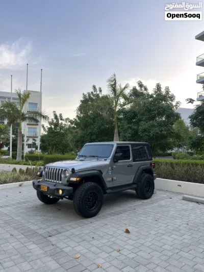 Jeep Wrangler Sport 2
