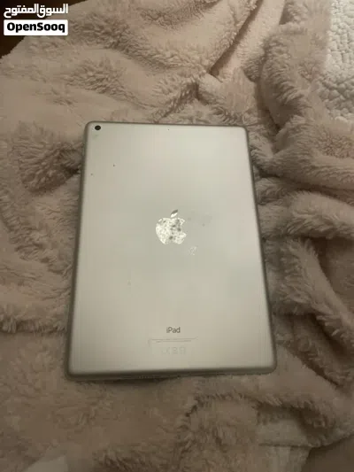 Apple iPad 9th Generation 256GB 10.2-inch WiFi – Fully Working – Good Condition 2
