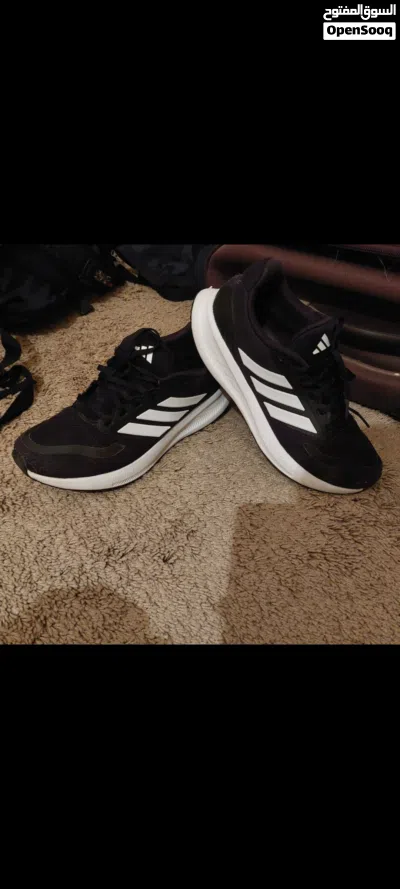 حذاء adidas كلاود فوم أصلي . 2