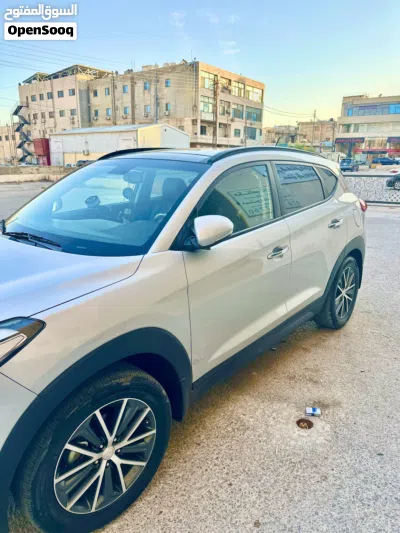 هيونداي توسان SEL 3