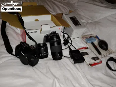 كانون 800D بحالة الوكالة تماماً (شبه جديدة) مع عدستين وكامل ملحقاتها .. Canon EOS 800D 2