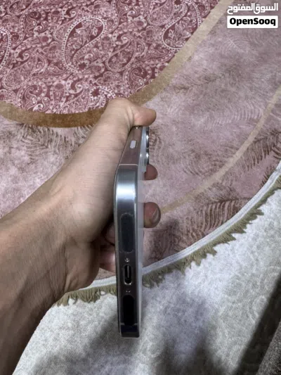 ايفون 16 برو ماكس للبيع فقط اقرا الوصف 4