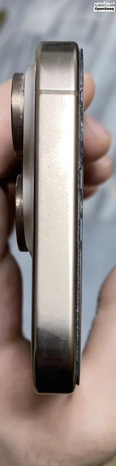 iPhone 16 pro 3