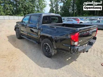 Toyota Tacoma SR 4