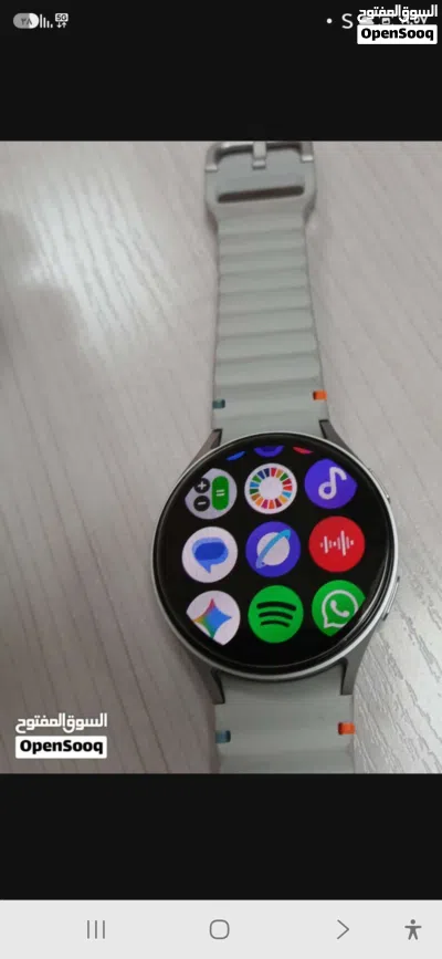 g watch 7 44mm ساعة. سامسونج 7 44 mmاستخدام خفيف لا يوجد أي خدوش معها الكرتونه 4