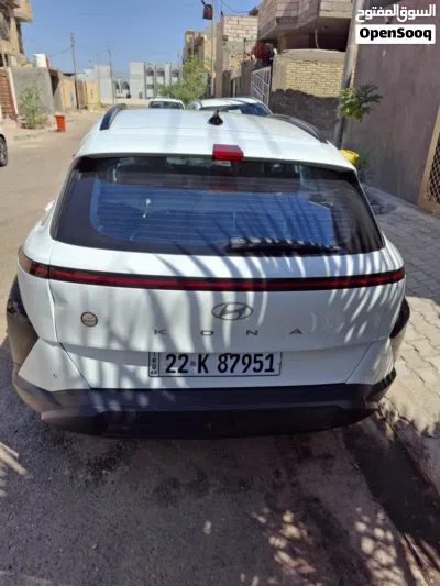 هيونداي كونا 2.0 I4 FWD 4