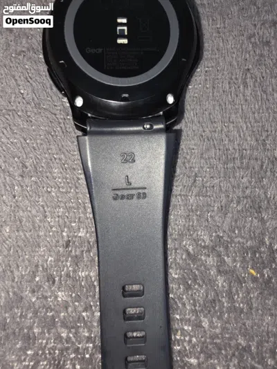 ساعة سامسونج جير اس 3 ذكية بحالة ممتازة استعمال خفيف samsung gear s3 smartwatch 4