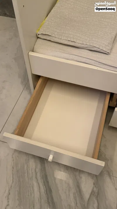 سرير اطفال من ايكيا مع ثلاث دروج IKEA crib with three drawers 4
