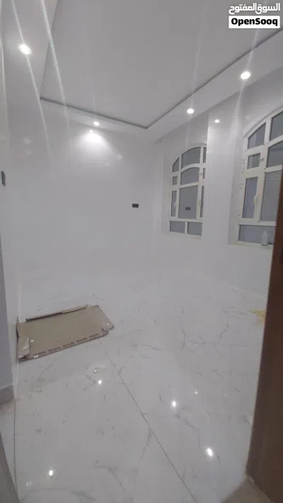 بيت مستقل دورين حديث التشطيب للإيجار (التفاصيل في الوصف) متوفر فيديو على الواتساب 2