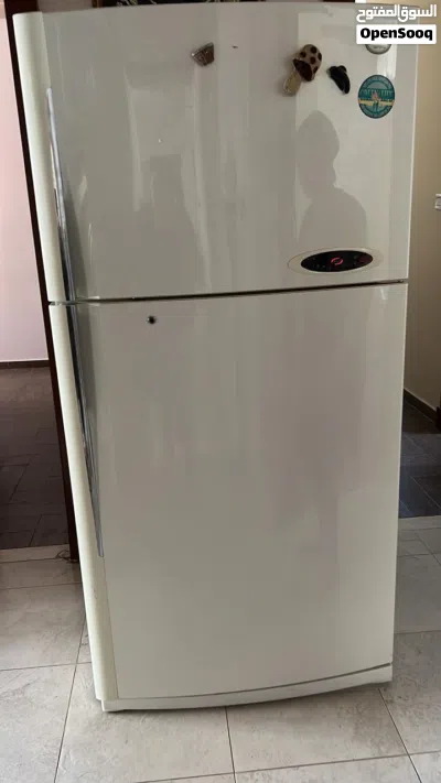 ثلاجة LG بحالة الجيد 2