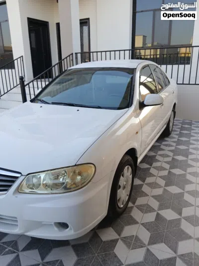 Nissan Sunny SV 2
