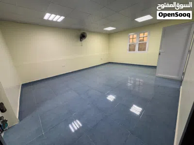 Studio for rent in Alkhuwair prime location ستديو للايجار بالخوير موقع مميز 2