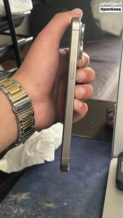 15 برو ماكس 4