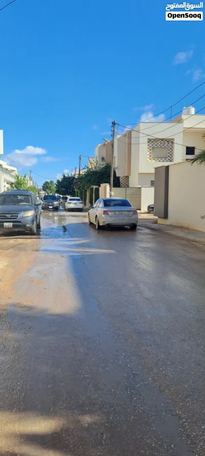 ارض في السراج للبيع مقسم عبدالسلام زريبة 2