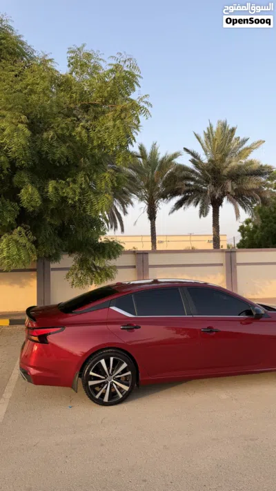نيسان التيما SR 4