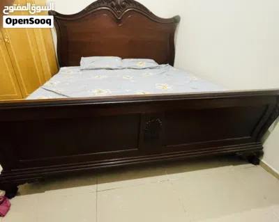 Queen Size Bed With Mattress 2