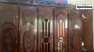 غرفة نوم تحت وخزانة كبيرة وكمودنتين 80 دينار 2