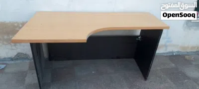 مكتب مستعمل للبيع 2