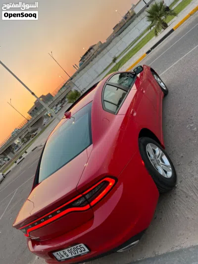 Dodge Charger SXT Plus 4