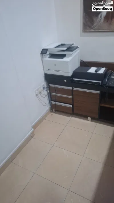 اثاث مكاتب وطاولة اجتماعات مكاتب موظفين 4