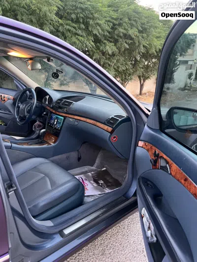 Mercedes Benz E-Class E 200 4