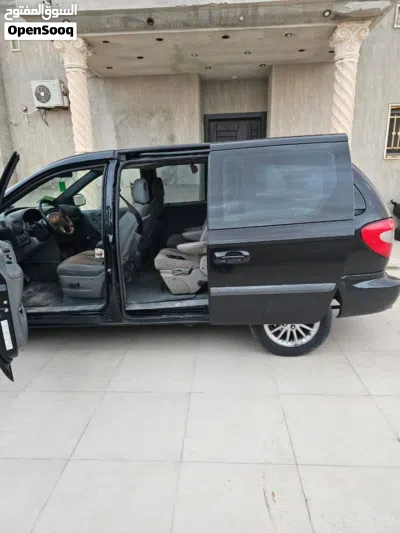 Chrysler Voyager LX 4