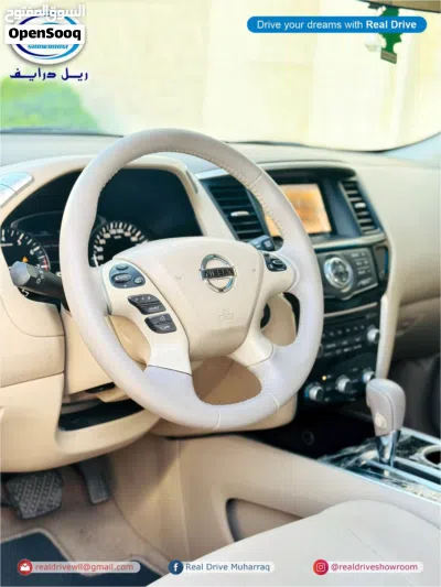 Nissan Pathfinder Standard 3