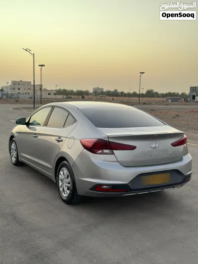 هيونداي النترا SE 3