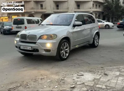 بي ام دبليو الفئة X5 Standard 2
