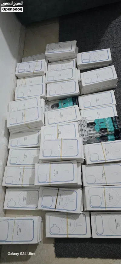 شروة كفرات ايفون وسامسونج شفاف Magsafe بسعرر حرررق 3