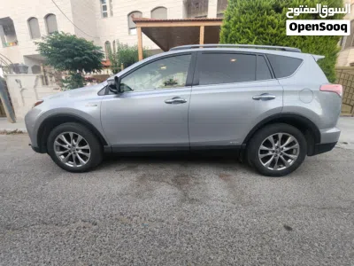 Toyota RAV 4 Limited 2