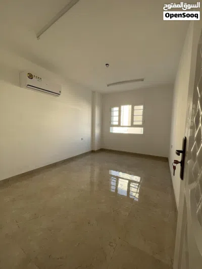 شقق واسعة للعوائل بالمعبيلة قريب فندق النخيل 3