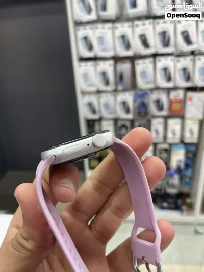 Apple Watch se 40mm وكاله شبه جديد مع كامل اغراضها والكرتونه 4