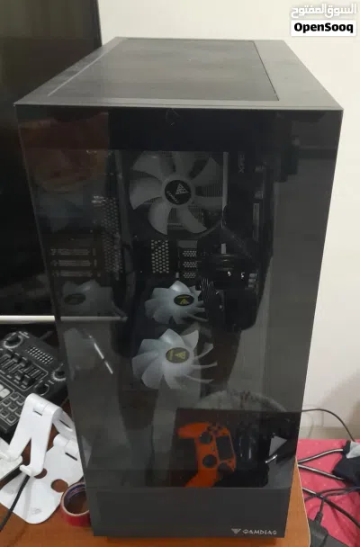 Intel processor: i5-13400F - Graphic Card: RTX 5060 - DDR4 RAM : 24gb - 3600Mhz - M.2 Nvme SS 4