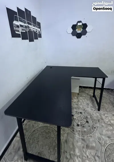 طاولة جيمنج فل كاربون فايبر 4