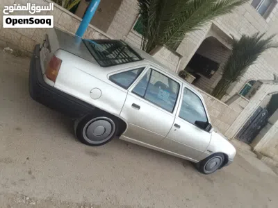 أوبل كاديت 4