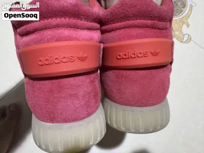 Original adidas shoes size US 10 used only once for immediate sale 3