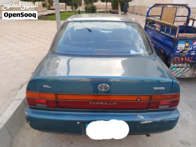 Toyota Corolla Standard 2