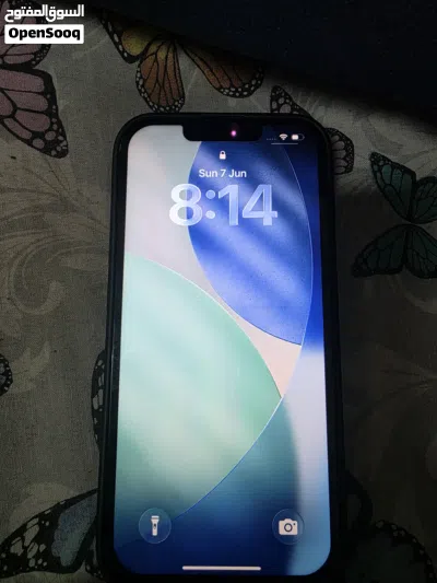 Apple iphone 13 128 GB price negotiable 2