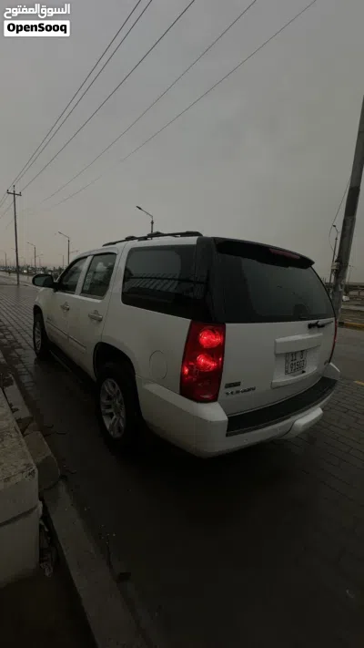 GMC Yukon SLE 3